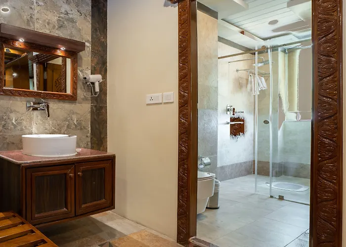 Hotel Surya Heritage 4*