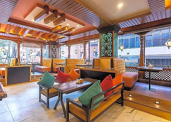 Surya Heritage Hotel 4*
