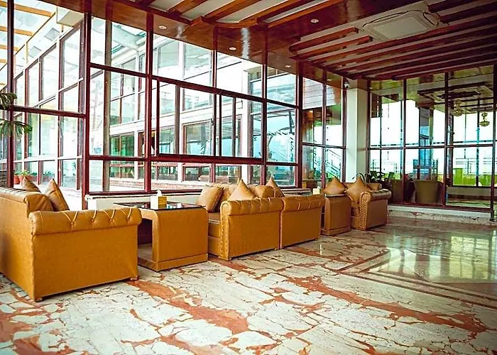 Surya Heritage Hotel 4*